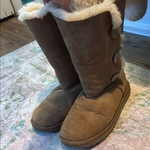 UGG Tan Winter Boots with Sheepskin Lining